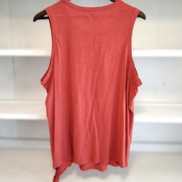 ❣️Sonoma Tank Top❣️ EUC - Picture 2 of 6